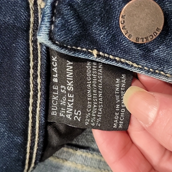 Buckle Black Fit No. 53 Ankle Skinny Stretch Jean - Picture 11 of 11